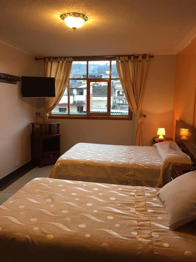 Hotel El Indio Otavalo Esterno foto